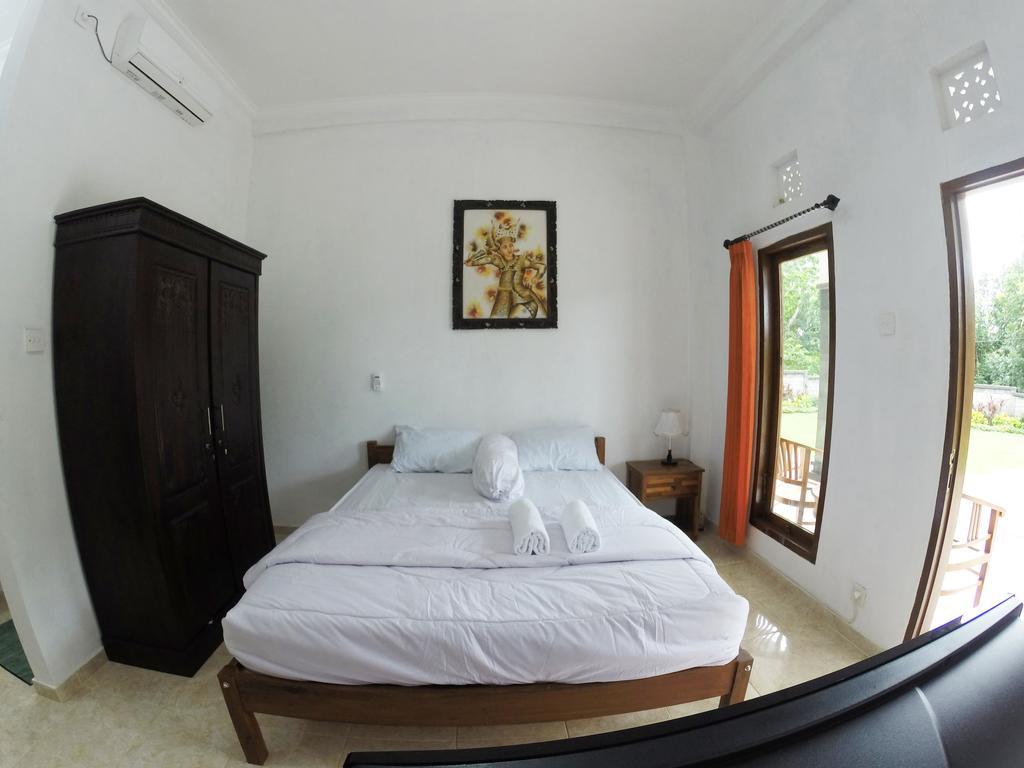 Uluwatu Made Guesthouse エクステリア 写真