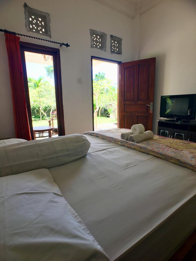 Uluwatu Made Guesthouse エクステリア 写真